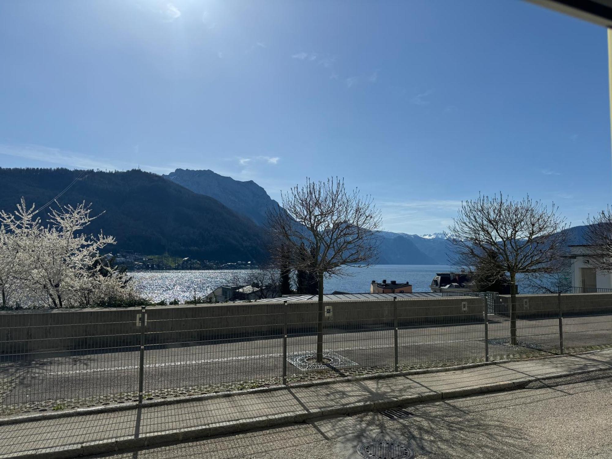 Seepanorama An Der Esplanade 1 Gmunden Exterior foto